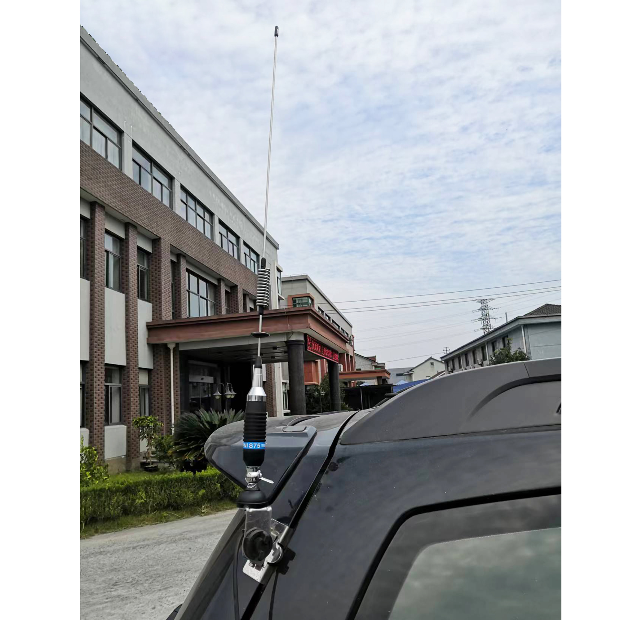 PNI S75 Mobilantenne mit Butterfly 8 PNI S75 Mobilantenne mit Butterfly – Bild 8